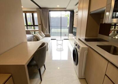 1 Bedroom 1 Bathroom 34 SQ.M Walden Asoke