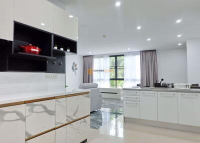 2 bedroom Condo in The Park Jomtien Jomtien