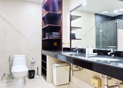 2 bedroom Condo in The Park Jomtien Jomtien