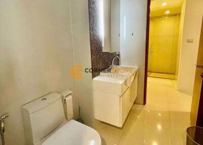 2 bedroom Condo in The Sanctuary Wongamat