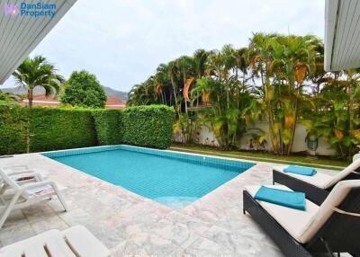 Hot-deal 3-Bedroom Pool Villa in Hua Hin at Red Mountain Waterside