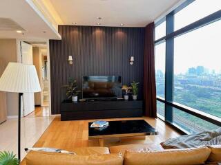 Bangkok Condo Circle Living Prototype New Petchaburi MRT Phetchaburi