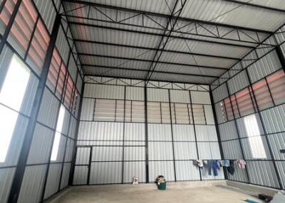 Pathum Thani Warehouse  Sawaipracharaj