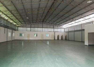 Chonburi Warehouse  332