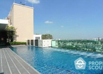 2-BR Condo at Life Sukhumvit 62 near BTS Bang Chak