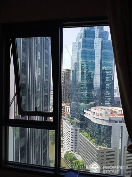 Studio Condo at Life One Wireless near BTS Phloen Chit