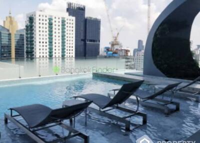 1-BR Condo at The Edge Sukhumvit 23 near MRT Sukhumvit