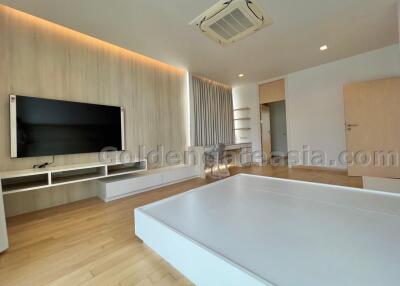 3 Bedrooms House with Private Swimming Pool - Soonvijai, Huai Khwang