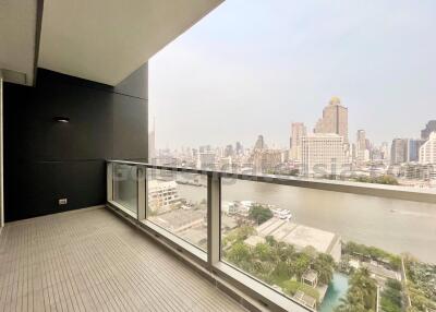 2 Bedrooms Condo at The River Condominium - Riverside