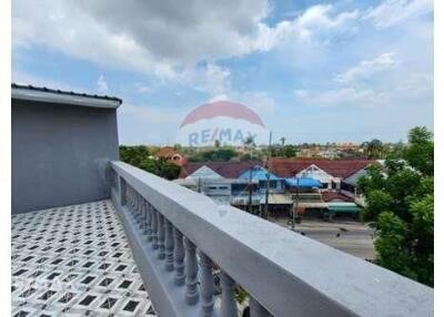 Prime commercial buildings on Pattaya, rare opportunity.