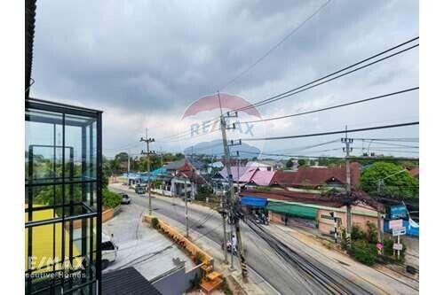 Prime commercial buildings on Pattaya, rare opportunity.