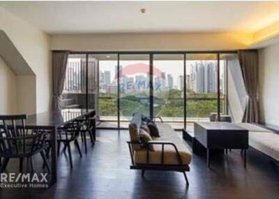 Rare 3-bedroom with garden, rooftop, views near BTS Thonglor.