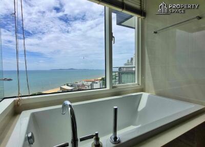 Sea View 2 Bedroom High Floor In Reflection Condo Pattaya For Rent