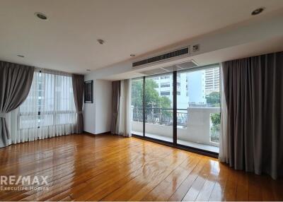 3Bed+Maid Room Condo Big Balcony in Prime Sukhumvit