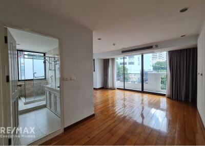 3Bed+Maid Room Condo Big Balcony in Prime Sukhumvit