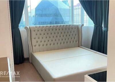 Luxurious 2BR Condo in Central Phaya Thai, Bangkok