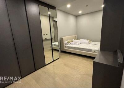 Luxury 2 bedrooms for rent BTS Promphong