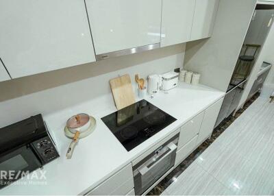 Luxurious 4 Bed Townhouse with Private Swimming Pool in Thonglor