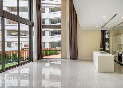 Experience luxury living 4 bed with private swimming pool in Thonglor.