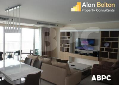 Front Facing Beachfront Ocean View 3 Bedroom 3 Bathroom Condo in Jomtien