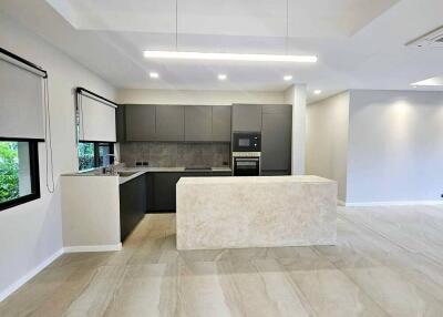 Modernized Golf Condo in Hua Hin at Palm Hills Golf Resort