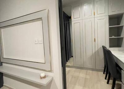 1-BR Condo at Life One Wireless near BTS Phloen Chit