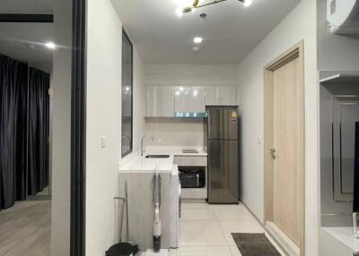 1-BR Condo at Life One Wireless near BTS Phloen Chit