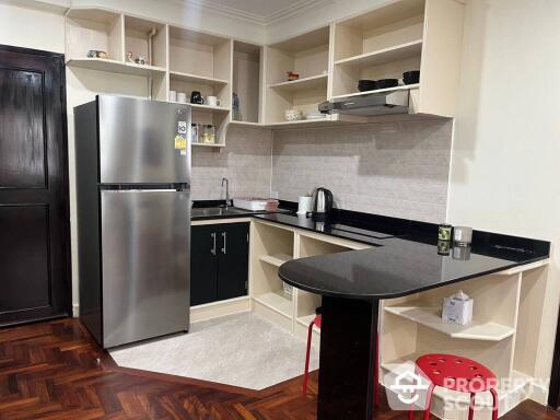 1-BR Condo at Saranjai Mansion Condominium near BTS Nana