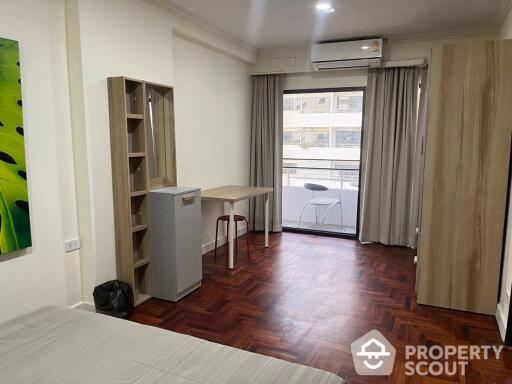 1-BR Condo at Saranjai Mansion Condominium near BTS Nana