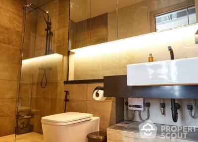 1-BR Condo at The Lofts Asoke near MRT Phetchaburi