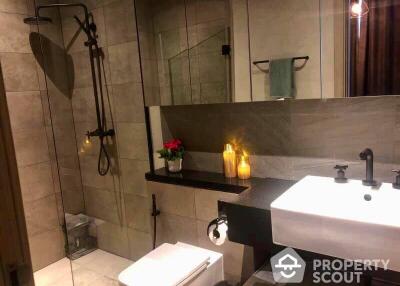 1-BR Condo at The Lofts Asoke near MRT Phetchaburi