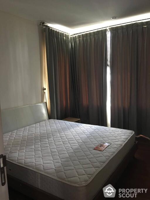 2-BR Condo at Wind Sukhumvit 23 near BTS Asok