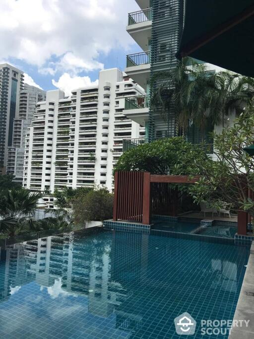 2-BR Condo at Wind Sukhumvit 23 near BTS Asok