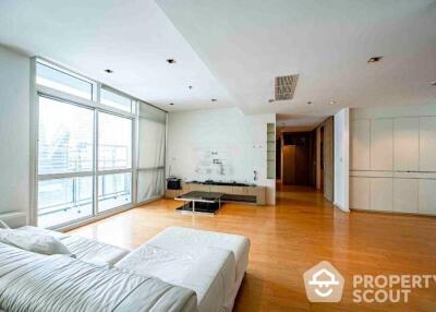 3-BR Condo at Athenee Residence near BTS Phloen Chit