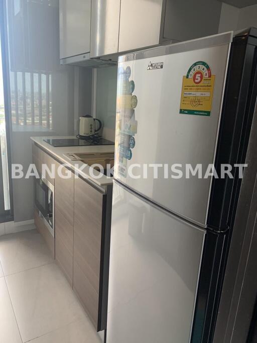 Condo at Urbano Rajavithi for sale