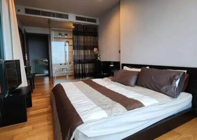 Keyne By Sansiri 2 bedroom duplex condo for rent