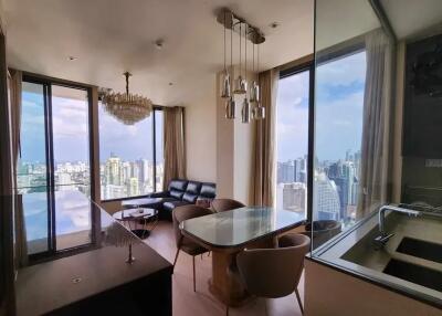 The Esse Asoke 2 bedroom condo for rent