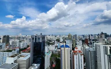 The Esse Asoke 2 bedroom condo for rent