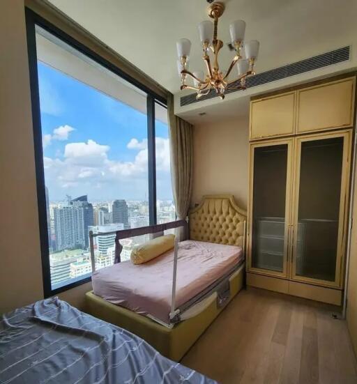 The Esse Asoke 2 bedroom condo for rent