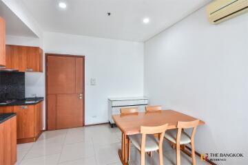 Villa Sathorn BTS KRUNG THON BURI 1 Bed 1 Bath  C301112003