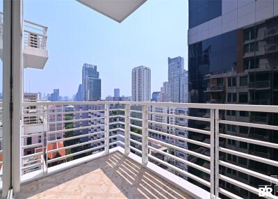 Siri Residence BTS PHROM PHONG 2 Bed 2 Bath  C2305280365