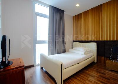 Nusasiri Grand Condo BTS EKKAMAI 3 Bed 3 Bath  C140813017