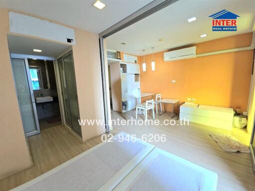 Spacious studio apartment with modern amenities