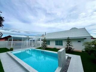 Backyard with swimming pool