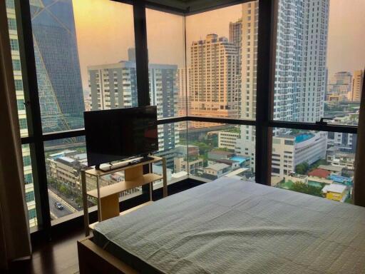 Bedroom with city view