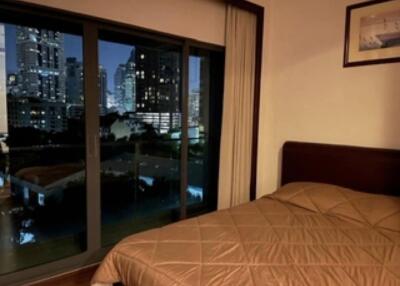 Bedroom with city view