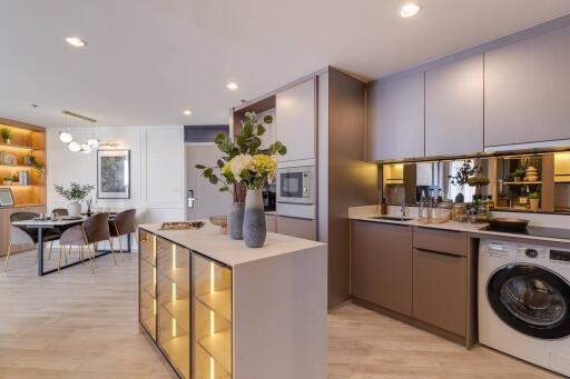 Modern kitchen with dining area