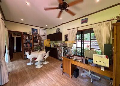 5 bedroom House in Lanna Villa East Pattaya