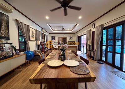 5 bedroom House in Lanna Villa East Pattaya