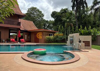 5 bedroom House in Lanna Villa East Pattaya